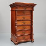 1039 2691 CHEST OF DRAWERS